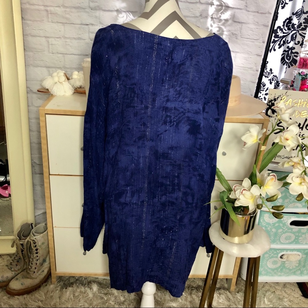 Casual Corner Top - image 3